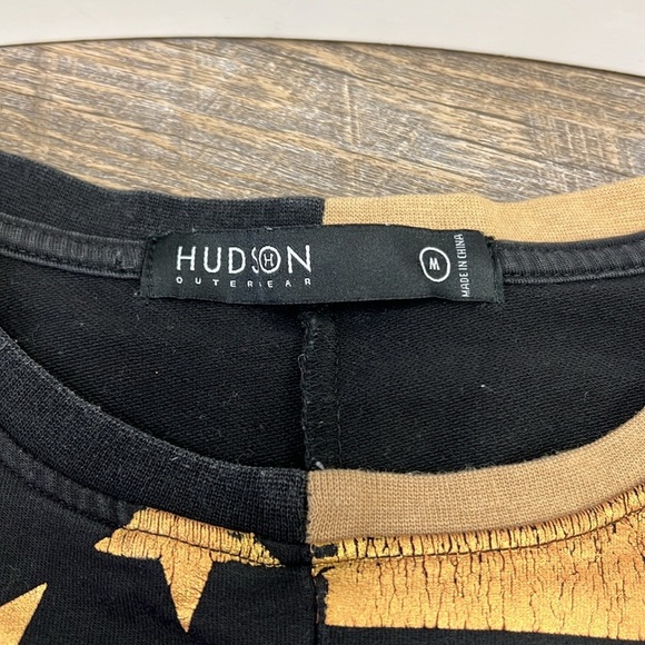 Hudson Outerwear ‘We Get Money’ Men’s Black & Gold Short Sleeve Shirt Size M - Picture 5 of 8